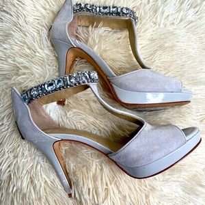 Gray Antonio Melani Heels